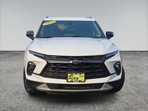 Used 2024 Chevrolet Blazer LT w/ Sound & Technology Package AWD/4WD image 2