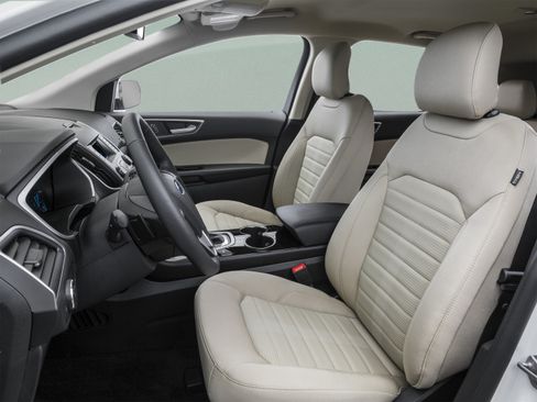Used 2015 Ford Edge SEL w/ Equipment Group 201A FWD image 17