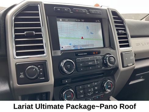 Used 2017 Ford F250 Lariat w/ Lariat Ultimate Package AWD/4WD image 44