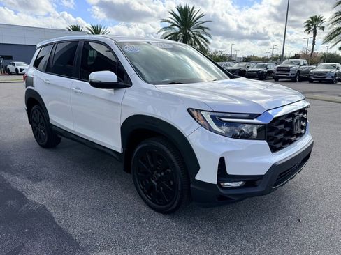 Used 2023 Honda Passport EX-L image 4