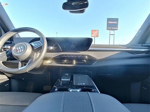 Used 2025 Buick Enclave Preferred image 25