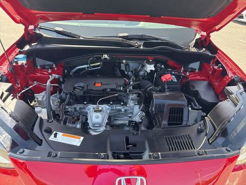 Used 2025 Honda HR-V Sport image 32