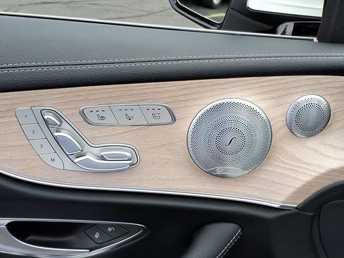 Used 2019 Mercedes-Benz E 450 4MATIC Cabriolet image 11