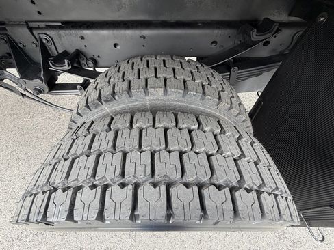 Used 2021 Ford F550 4x4 Regular Cab Super Duty image 31