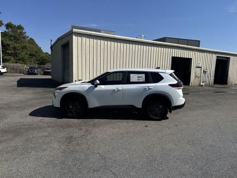 New 2026 Nissan Rogue SV AWD/4WD image 8