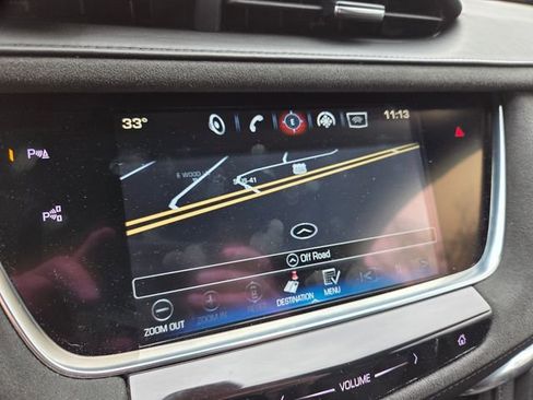 Used 2017 Cadillac XT5 Platinum w/ Driver Assist Package image 11