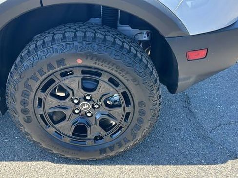 Certified 2025 Ford Bronco Sport Badlands w/ Sasquatch Badlands Package AWD/4WD image 6