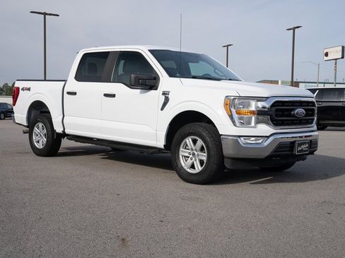 Used 2021 Ford F150 XLT w/ Trailer Tow Package image 8