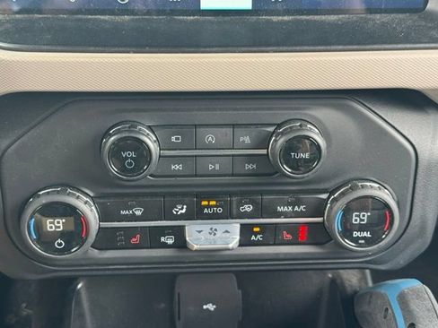 Used 2023 Ford Bronco Wildtrak AWD/4WD image 27