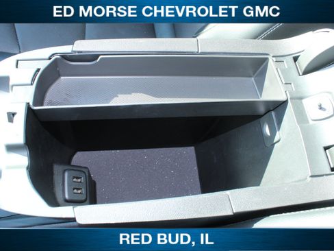 Used 2024 GMC Terrain SLT w/ LPO, Floor Liner Package FWD image 22