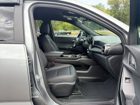 Used 2026 Chevrolet Equinox LT w/ Convenience Package II AWD/4WD image 14