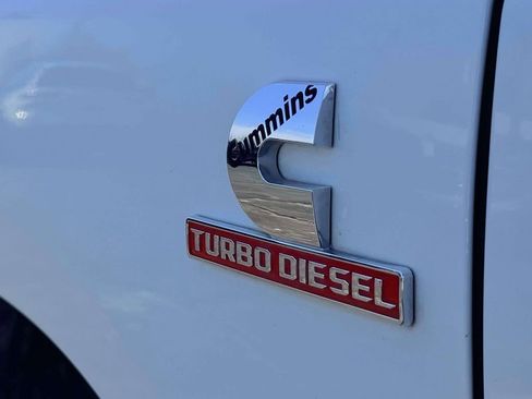 Used 2024 RAM 2500 Laramie w/ Safety Group image 9