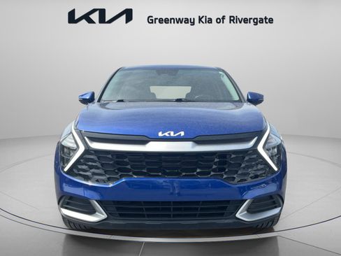 Used 2023 Kia Sportage EX FWD image 2