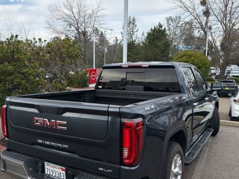 Used 2020 GMC Sierra 1500 SLT w/ SLT Premium Package image 4