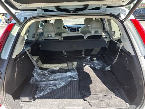 Used 2025 Volvo XC90 B6 Ultra w/ Protection Package Premier AWD/4WD image 27