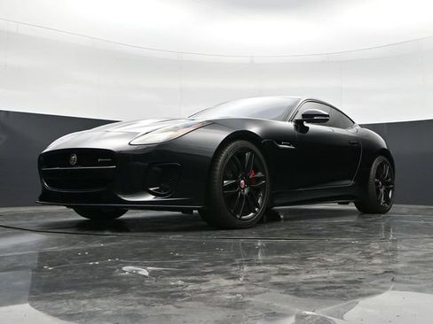 Used 2020 Jaguar F-TYPE R-Dynamic AWD/4WD image 37