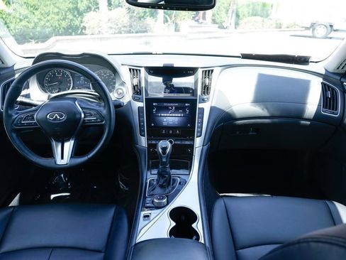 Used 2020 INFINITI Q50 Luxe w/ Essential Package (3.0T Luxe) AWD/4WD image 25