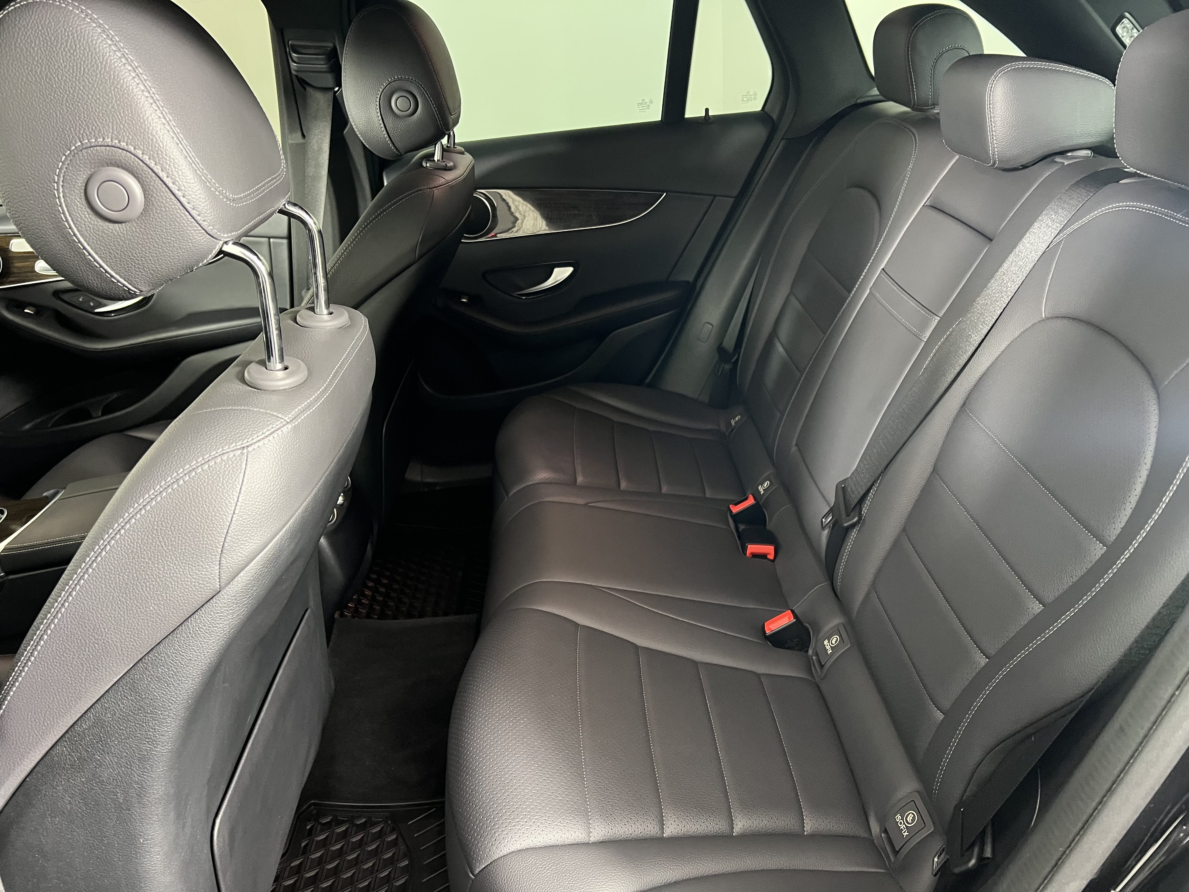 Used 2020 Mercedes-Benz GLC 300 4MATIC image 20