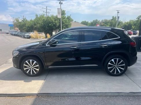 Used 2022 Mercedes-Benz GLA 250 4MATIC image 4