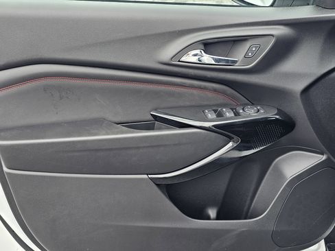 New 2026 Chevrolet Trax RS w/ Driver Confidence Package FWD image 20