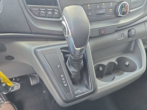 New 2025 Ford Transit 250 148 Medium Roof image 24