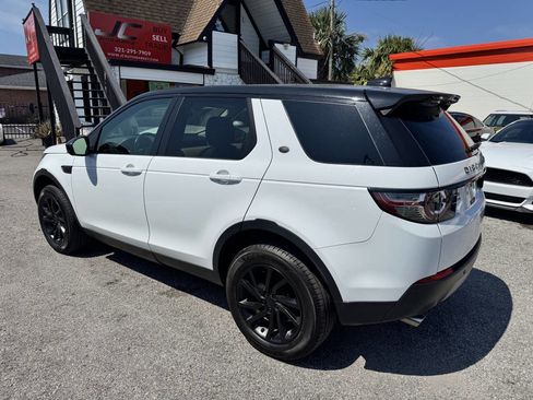 Used 2018 Land Rover Discovery Sport HSE image 2