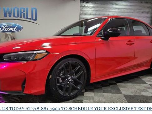 Used 2025 Honda Civic Sport image 4