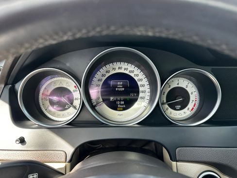 Used 2013 Mercedes-Benz C 300 4MATIC Sedan image 9