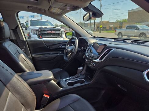 Used 2019 Chevrolet Equinox Premier w/ Premier True North Edition AWD/4WD image 13