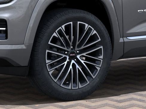 Used 2026 GMC Terrain Denali w/ LPO, Floor Liner Package image 17