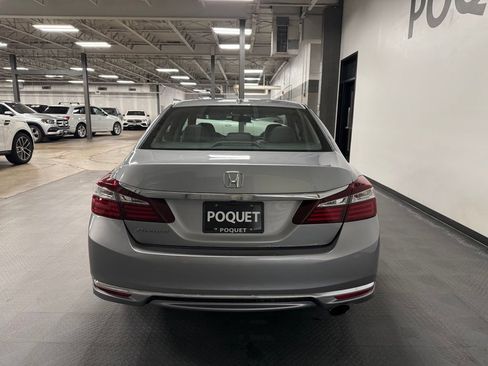 Used 2017 Honda Accord EX-L image 5