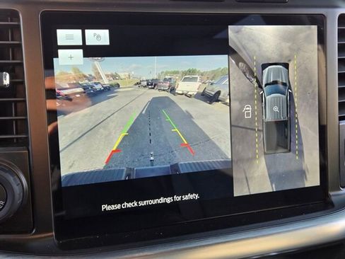 Certified 2023 Ford F150 Lariat w/ Trailer Tow Package image 24