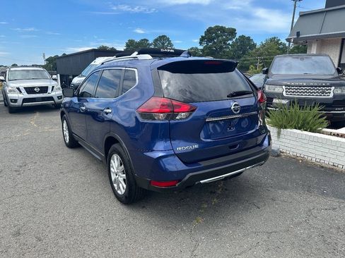 Used 2020 Nissan Rogue SV FWD image 5