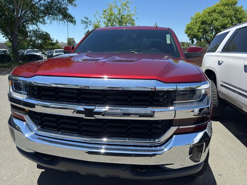 Used 2017 Chevrolet Silverado 1500 LT w/ All Star Edition AWD/4WD image 2