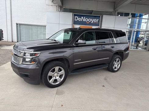 Used 2017 Chevrolet Tahoe LT image 2