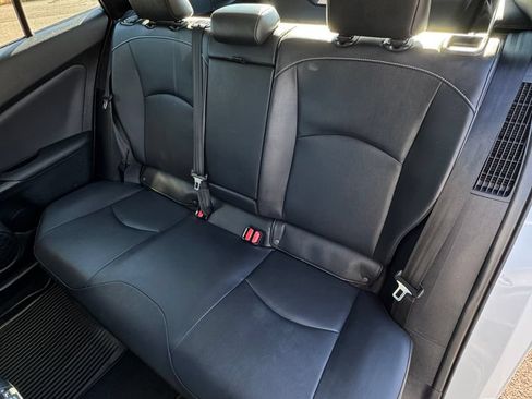 Used 2021 Toyota Prius Prime XLE FWD image 27