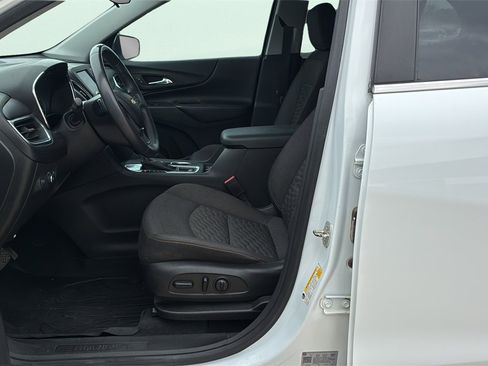 Used 2021 Chevrolet Equinox LT image 12