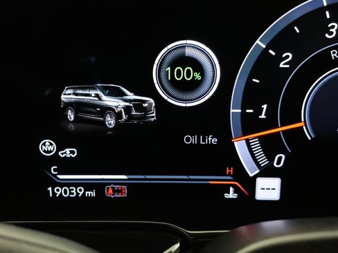Used 2024 Cadillac Escalade V w/ LPO, ONYX Package AWD/4WD image 13
