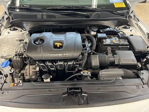 Certified 2023 Kia Forte GT-Line FWD image 17
