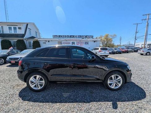 Used 2017 Audi Q3 2.0T Premium AWD/4WD image 5