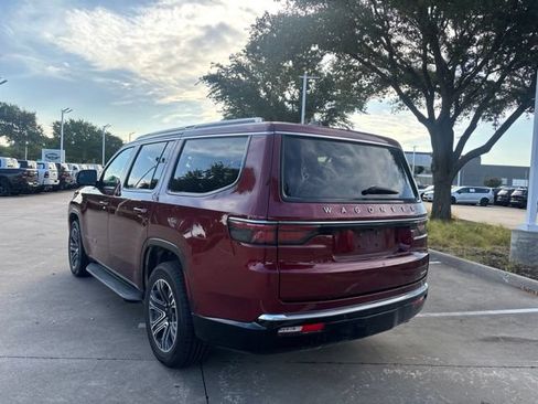 Used 2024 Jeep Wagoneer Series II w/ Flexible Seating Group AWD/4WD image 7