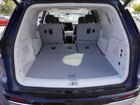 New 2026 GMC Acadia Denali FWD image 10