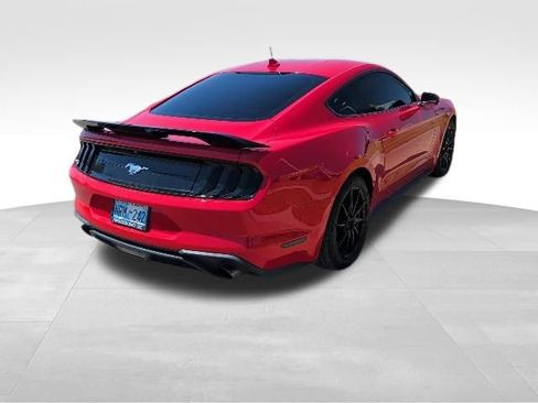 Used 2022 Ford Mustang Premium RWD image 3