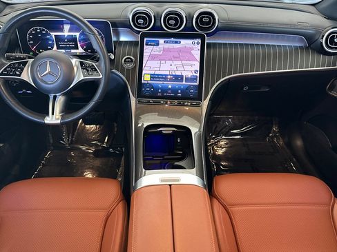 Used 2023 Mercedes-Benz GLC 300 image 16