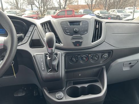Used 2018 Ford Transit 350 XL image 17