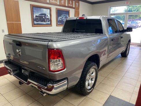 Used 2023 RAM 1500 Lone Star AWD/4WD image 3