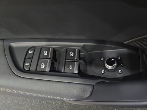 Certified 2025 Audi Q5 2.0T Premium Plus w/ Premium Plus Package image 28