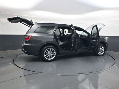 Used 2024 Dodge Durango GT image 37