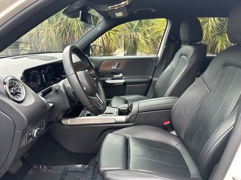Used 2023 Mercedes-Benz EQB 250+ image 18