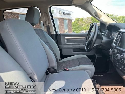 Used 2017 RAM 1500 Big Horn AWD/4WD image 17